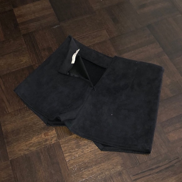 Velvet Skort - Picture 2 of 2